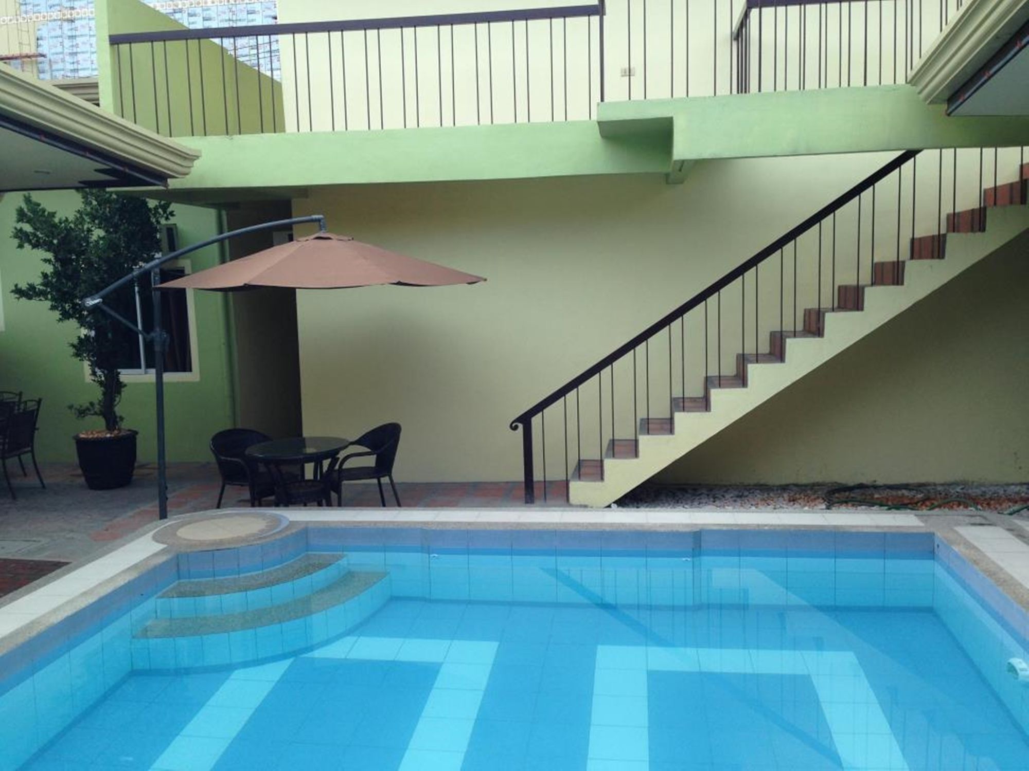 Sun Moon Poolside Hotel 安吉利斯 外观 照片